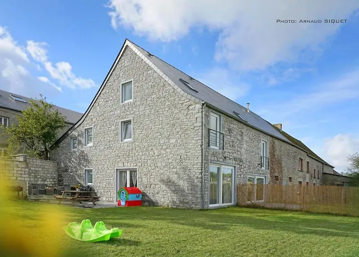 Gite Familial Ferme Des Aujes Falaen