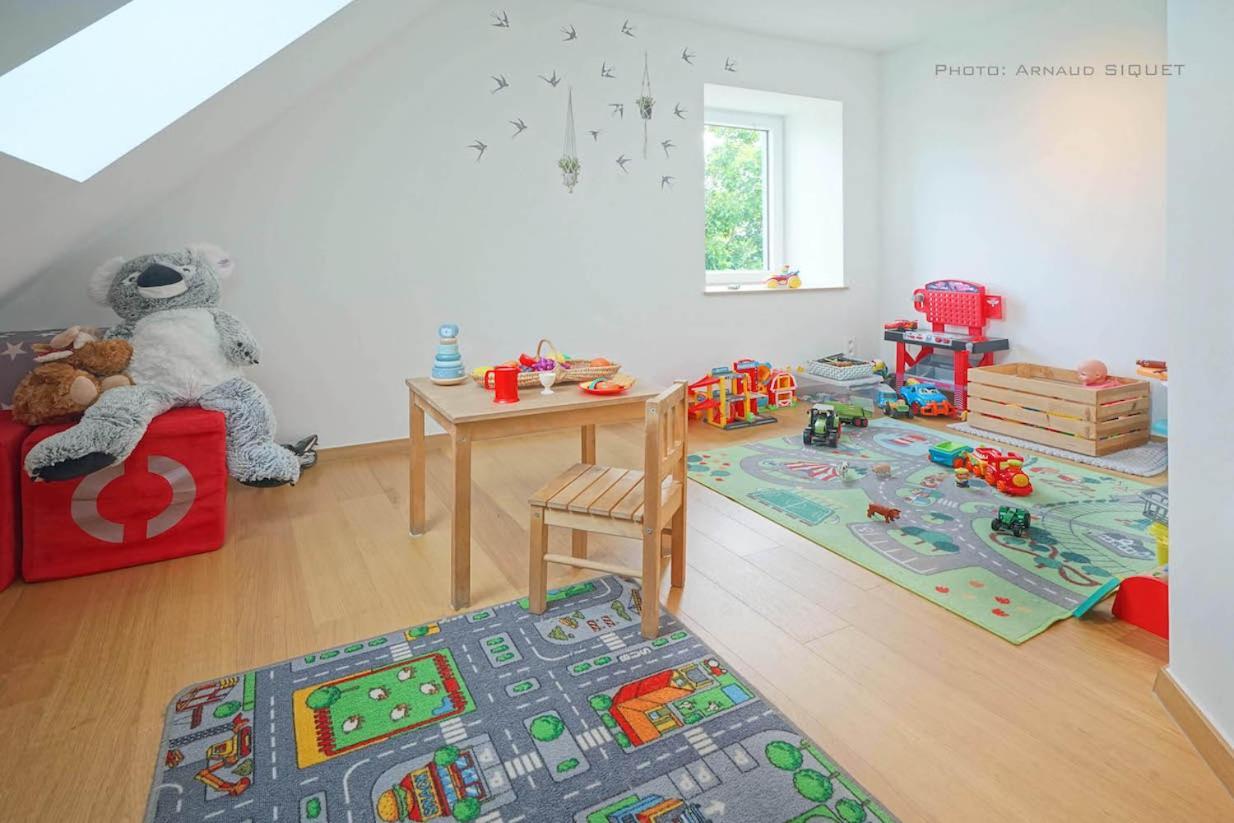 Familial Ferme Des Aujes Falaen